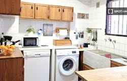valencia, Valencian Community 46009