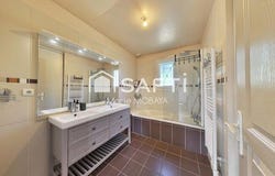 Izon, Aquitaine 33450