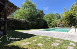 Maubec, Provence-Alpes-Côte d'Azur 84660