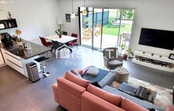 Prevessin-Moens, Rhône-Alpes 01280