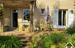 Manlay, Burgundy 21430