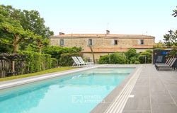 LANDERONDE, Pays de la Loire 85150