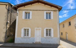 Baignes-Sainte-Radegonde, Poitou-Charentes 16360