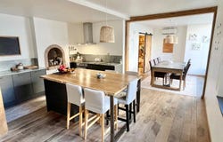 Tours, Indre-et-Loire 37000