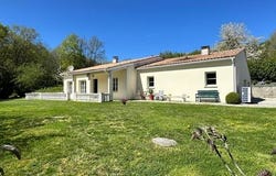Saint-Sauvant, Poitou-Charentes 17610