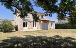Robion, Provence-Alpes-Côte d'Azur 84440