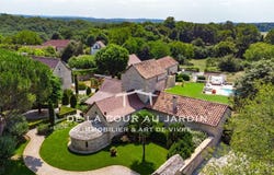 Caylus, Midi-Pyrénées 82160