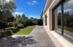 Pau, Aquitaine 64000