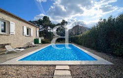 Saint-Étienne-du-Grès, Provence-Alpes-Côte d'Azur 13103
