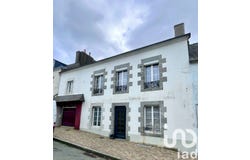 Uzel, Brittany 22460