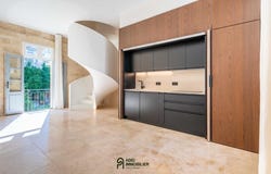Uzès, Languedoc-Roussillon 30700