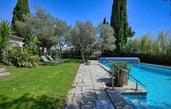 Saint-Mamert-du-Gard, Languedoc-Roussillon 30730