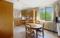 Lons-Le-Saunier, Franche-Comté 39000