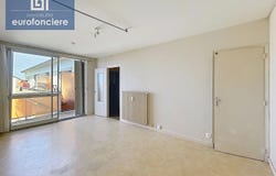 Troyes, Aube 10000