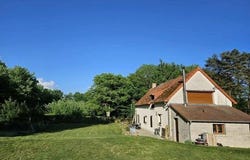 Savigny-En-Sancerre, Centre 18240