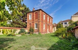 11 rue Trinité, Louviers, Haute-Normandie 27400