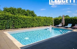 Cours-les-Bains, Nouvelle-Aquitaine 33690
