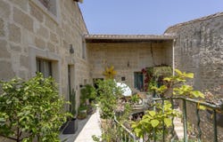 Aigues-Vives, Languedoc-Roussillon 30670
