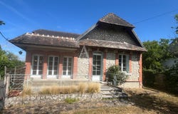 COUR CHEVERNY, Centre-Val de Loire 41700