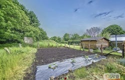 Levare, Pays de la Loire 53120