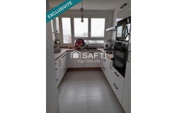 Laval, Pays de la Loire 53000