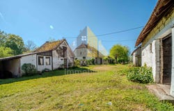 Torpes, Burgundy 71270