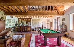 SAIZENAY, Bourgogne-Franche-Comté 39110