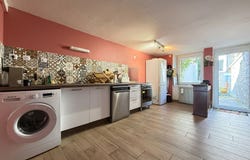 LONS-LE-SAUNIER, Bourgogne-Franche-Comté 39000