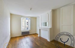 Troyes, Aube 10000