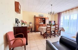 Couesmes, Centre 37330
