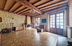Bourg, Aquitaine 33710