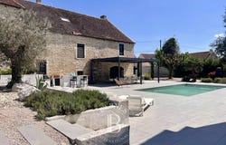 Beaune, Burgundy 21200