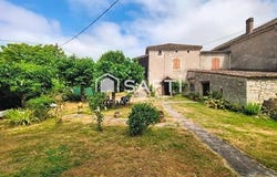 Lauzerte, Midi-Pyrénées 82110