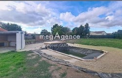 Beaulieu-Sous-Bressuire, Poitou-Charentes 79300
