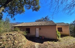 OLARGUES, Languedoc-Roussillon 34390