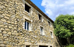 Lussan, Occitanie 30580