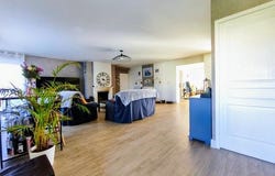Thilouze, Centre 37260
