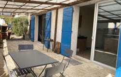 Lugasson, Aquitaine 33760