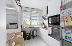 Reims, Champagne-Ardenne 51100