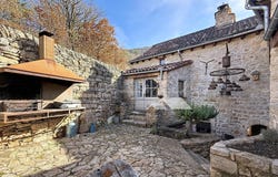 Rivière-sur-Tarn, Midi-Pyrénées 12640