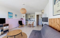 Les Angles, Gard 30133