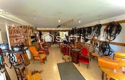 Parthenay, Poitou-Charentes 79200