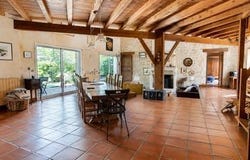 Auge, Poitou-Charentes 79400