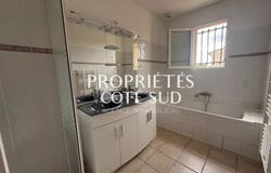Pont-Saint-Esprit, Languedoc-Roussillon 30130