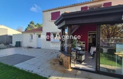 Bouaye, Pays de la Loire 44830