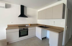 Saint-Paul-Trois-Châteaux, Rhône-Alpes 26130
