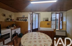 Tauves, Auvergne-Rhône-Alpes 63690