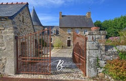 Tréguier, Brittany 22220