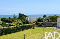 Audierne, Brittany 29770