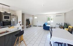 Azay-Sur-Cher, Centre 37270
